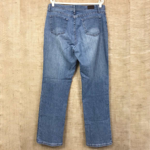Lee Classic Fit At The Waist Straight Leg Jeans - Picture 3 of 6